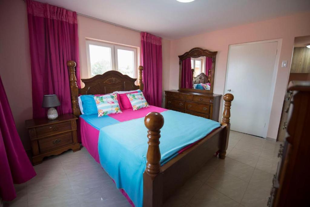 Omira Apartment Suites Willemstad Kültér fotó